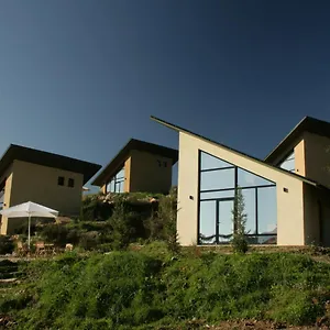 Bote Farms , Sarandë Albanië